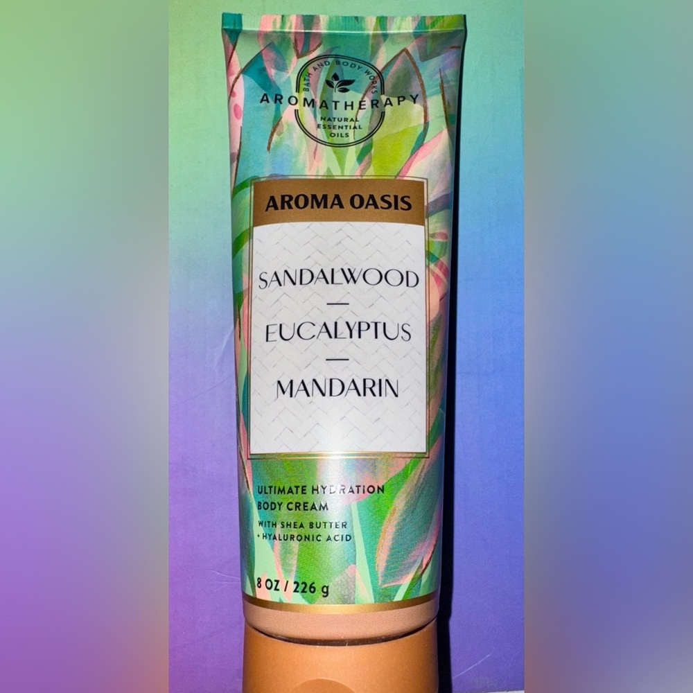 Bath & Body Works Aroma Oasis Sandalwood Eucalyptus Mandarin ultimate hydration